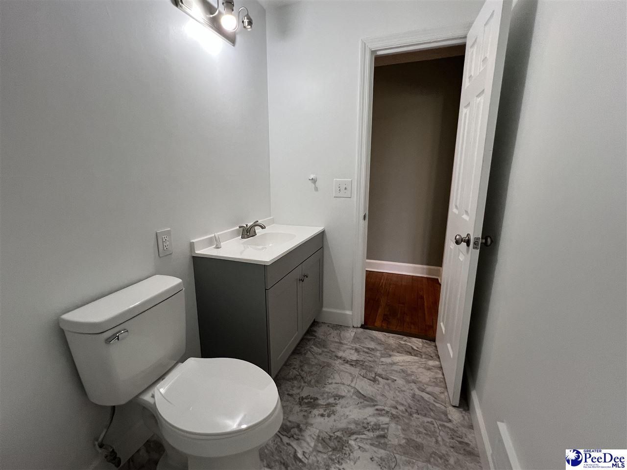 220 Laurel Ave. Photo 13