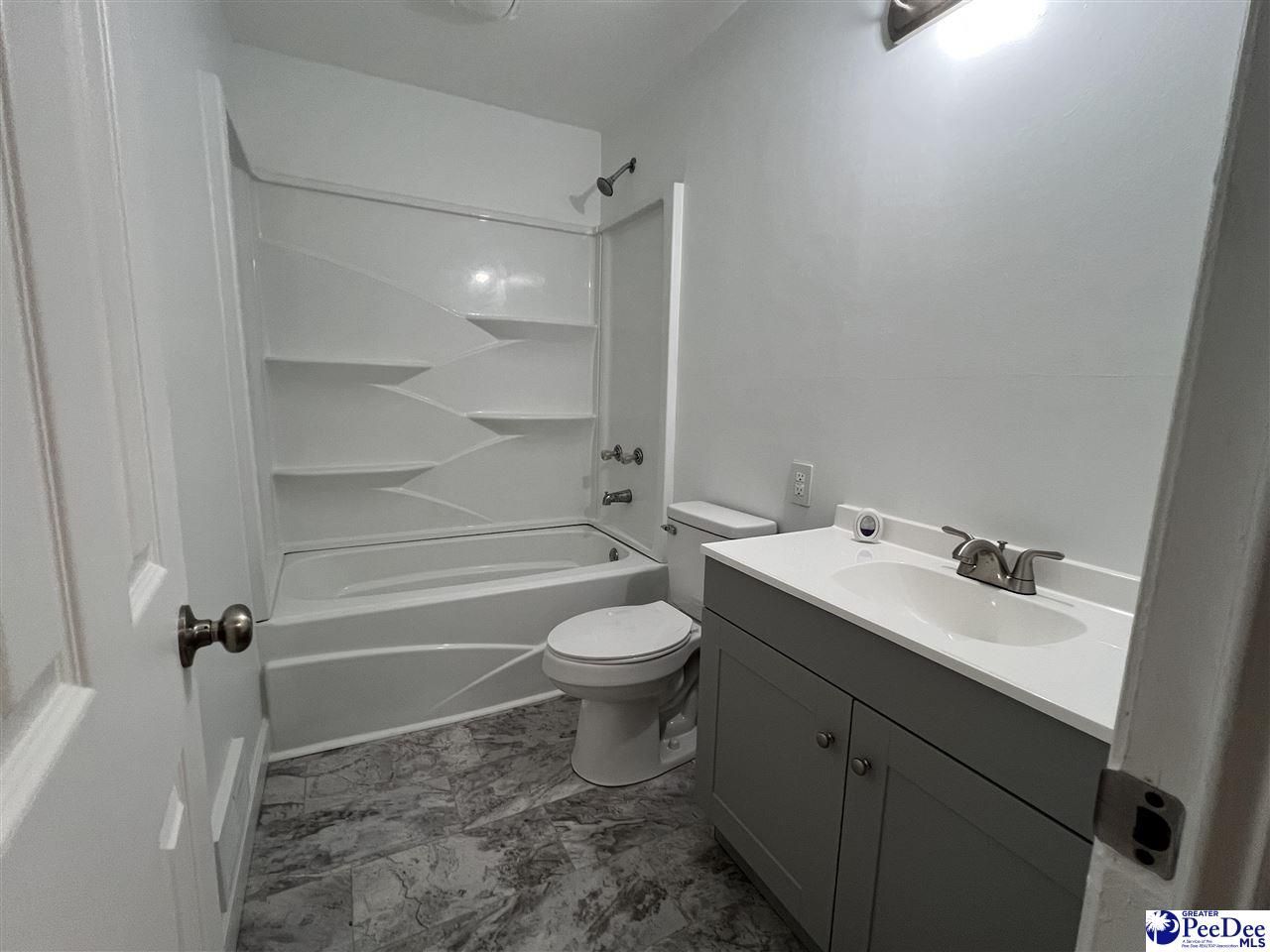 220 Laurel Ave. Photo 14