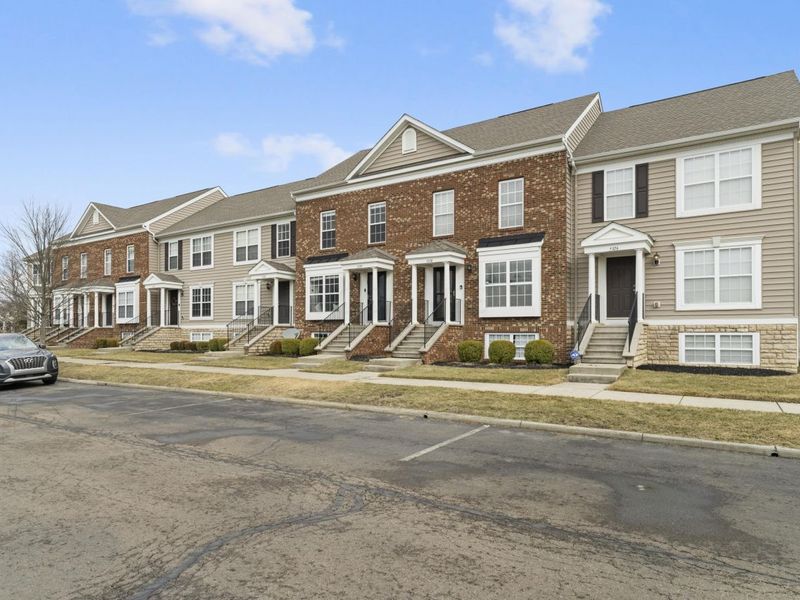 5328 Rustic Falls Drive , Unit 84, Dublin, OH 43016 Photo 5