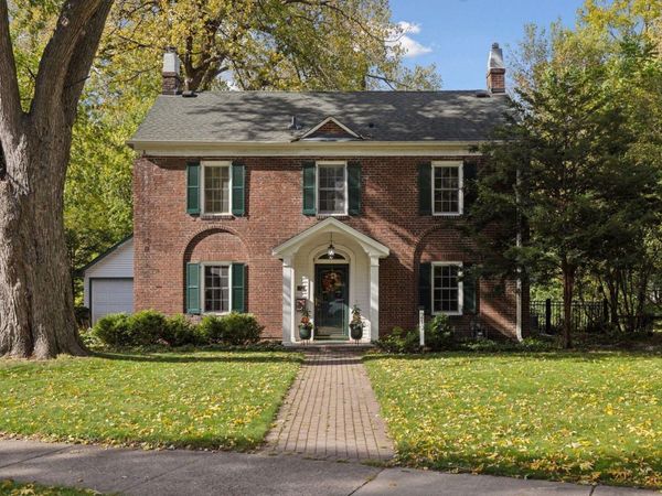 219 Amherst Street , Saint Paul, MN 55105