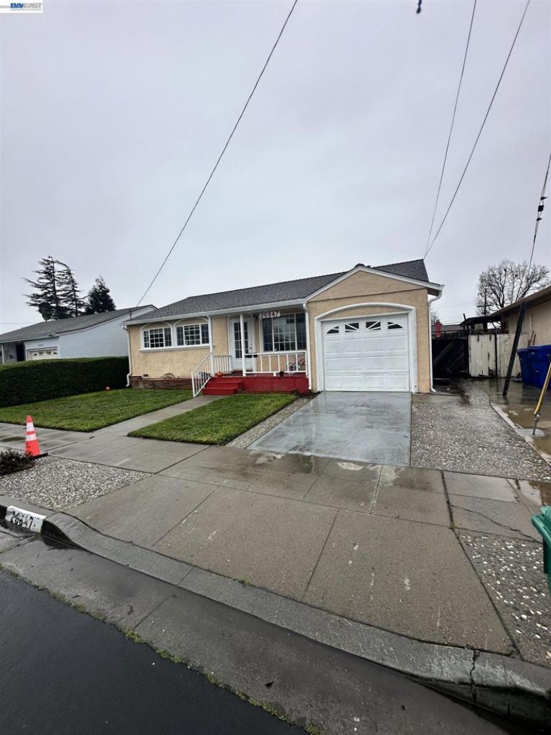 26847 Gaither Way, Hayward, CA 94544 Main Photo