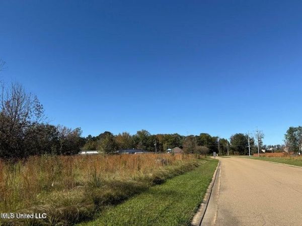 Crossbridge Boulevard, Byram, MS 39170