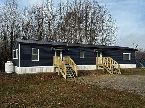 550 Troy Road, Detroit, ME 04929