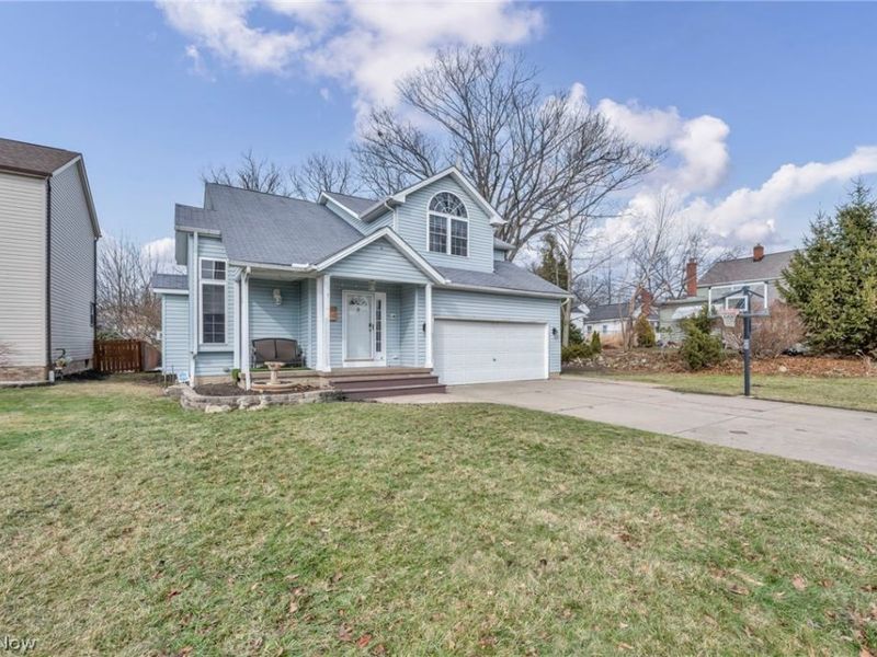 29007 Uxbridge Drive, Willowick, OH 44095 Photo 2