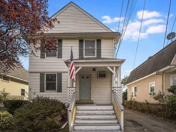 75 Maxwell Avenue, Unit B, Oyster Bay, NY 11771