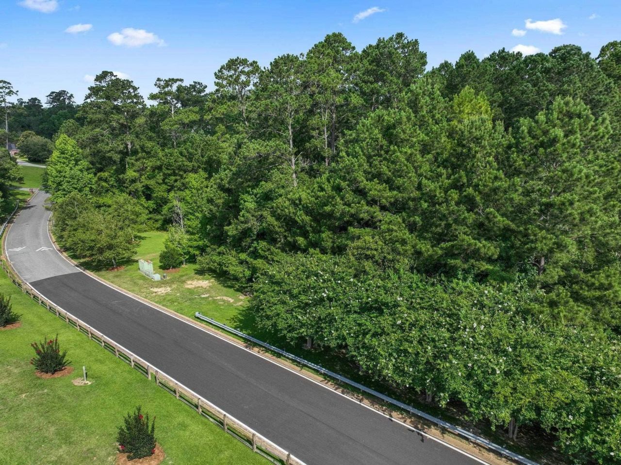 8857 Glen Abby Drive, Tallahassee, FL 32312 Photo