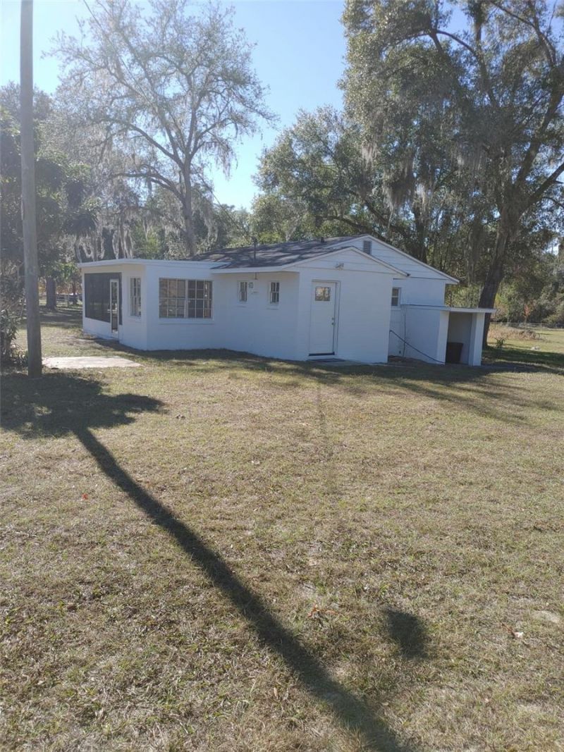 1838 NE 145th Avenue Road, Silver Springs, FL 34488 Photo