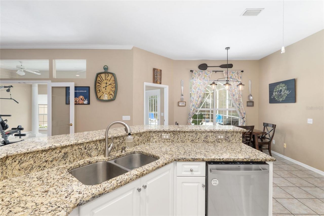 9350 SW 46th Place, Gainesville, FL 32608 Photo