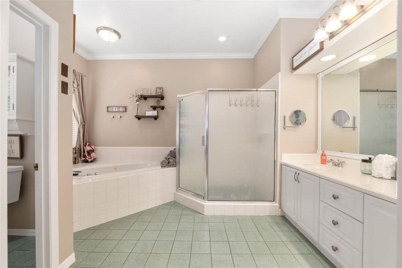 9350 SW 46th Place, Gainesville, FL 32608 Photo