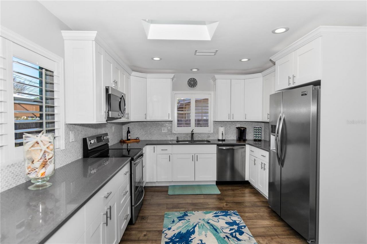 6343 19th Avenue N, Saint Petersburg, FL 33710 Photo