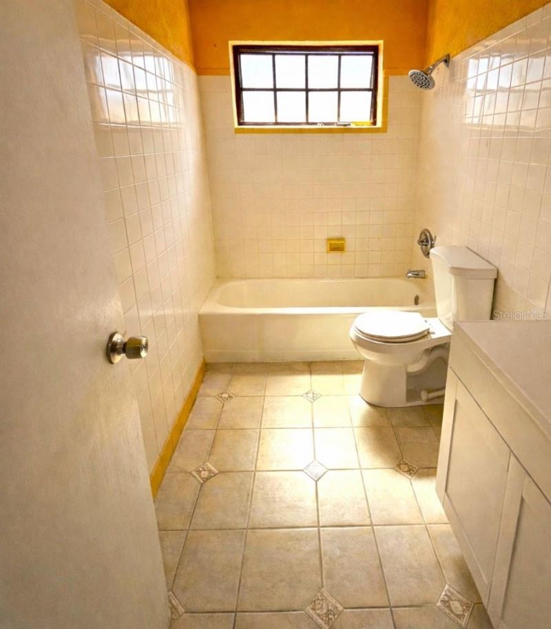 1561 NW 77th Way, Pembroke Pines, FL 33024 Photo