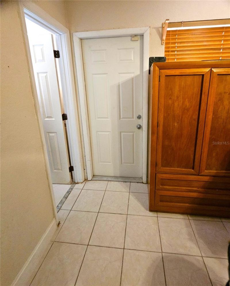 1561 NW 77th Way, Pembroke Pines, FL 33024 Photo