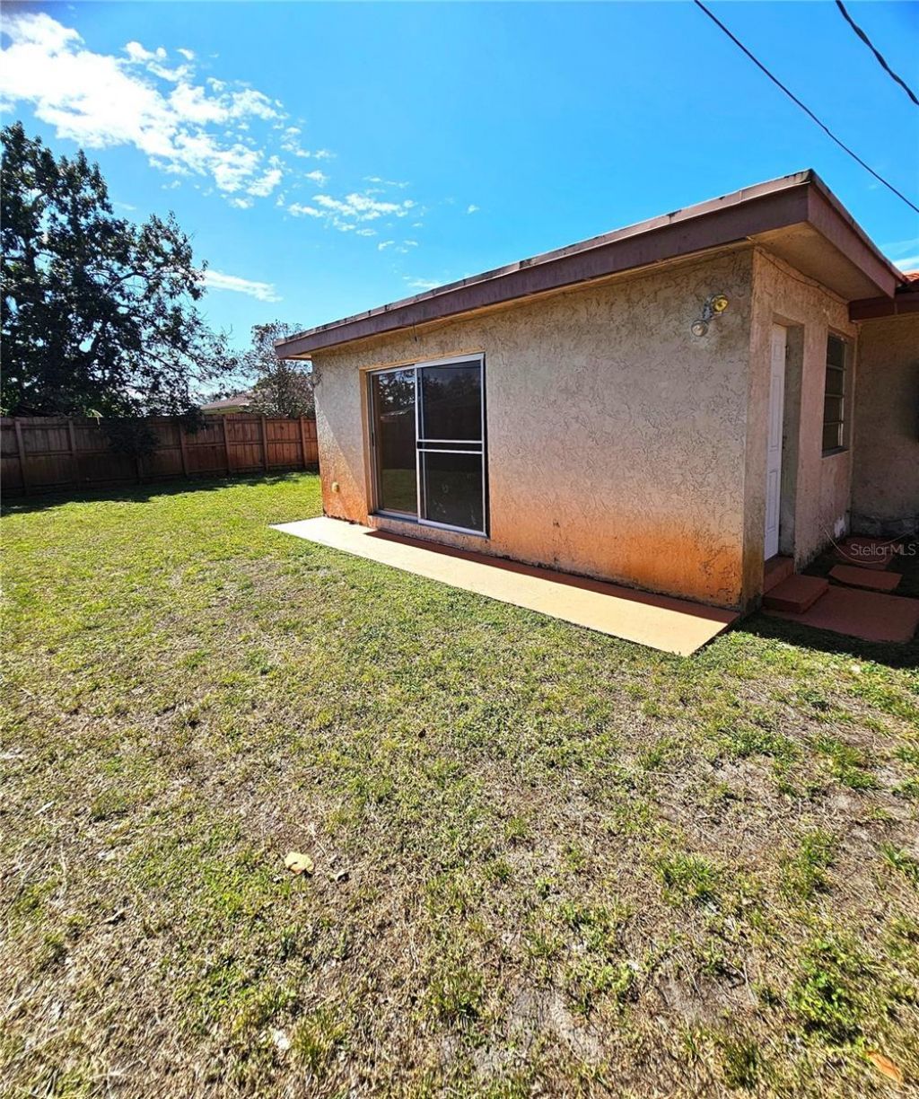 1561 NW 77th Way, Pembroke Pines, FL 33024 Photo