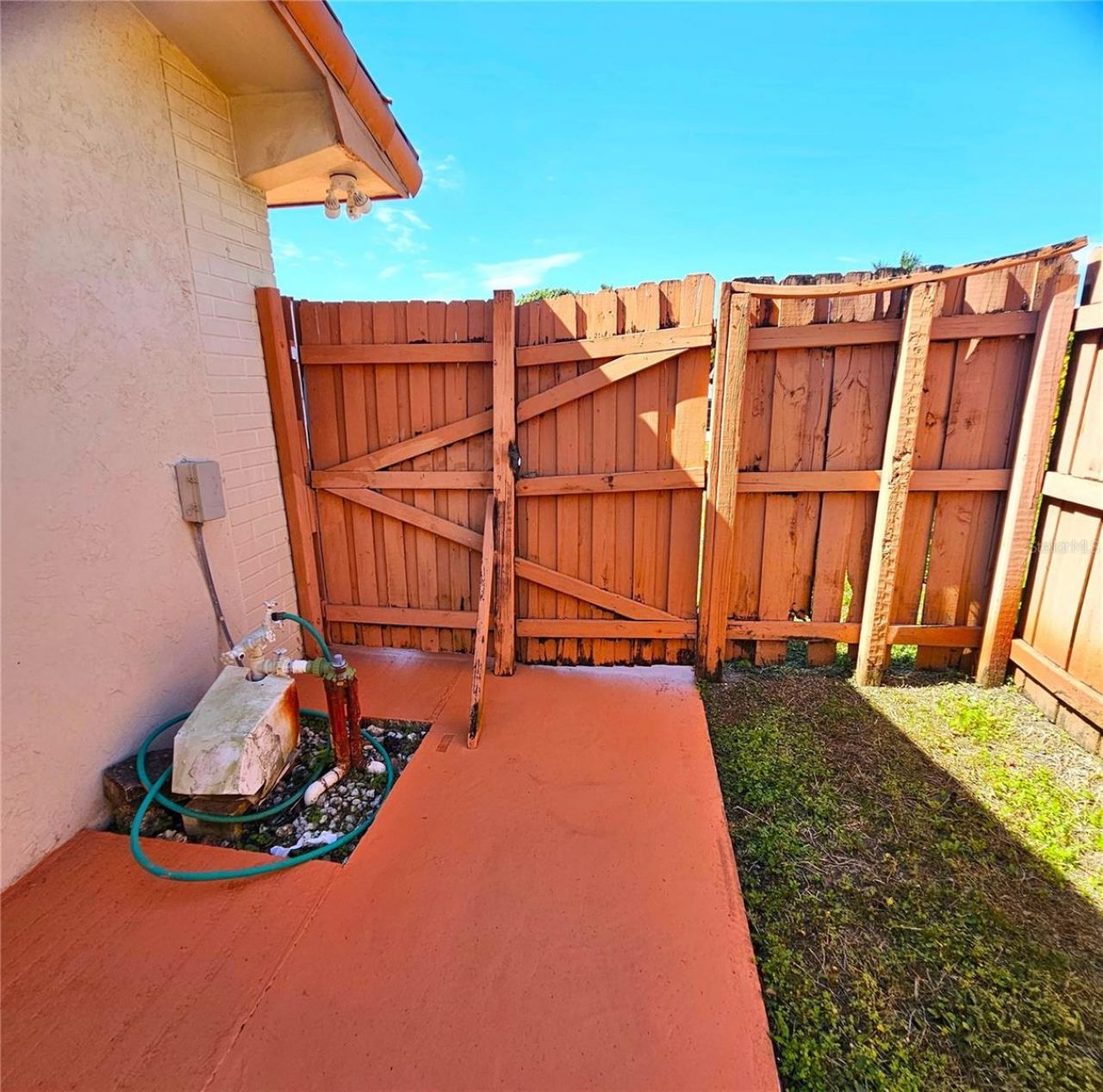 1561 NW 77th Way, Pembroke Pines, FL 33024 Photo