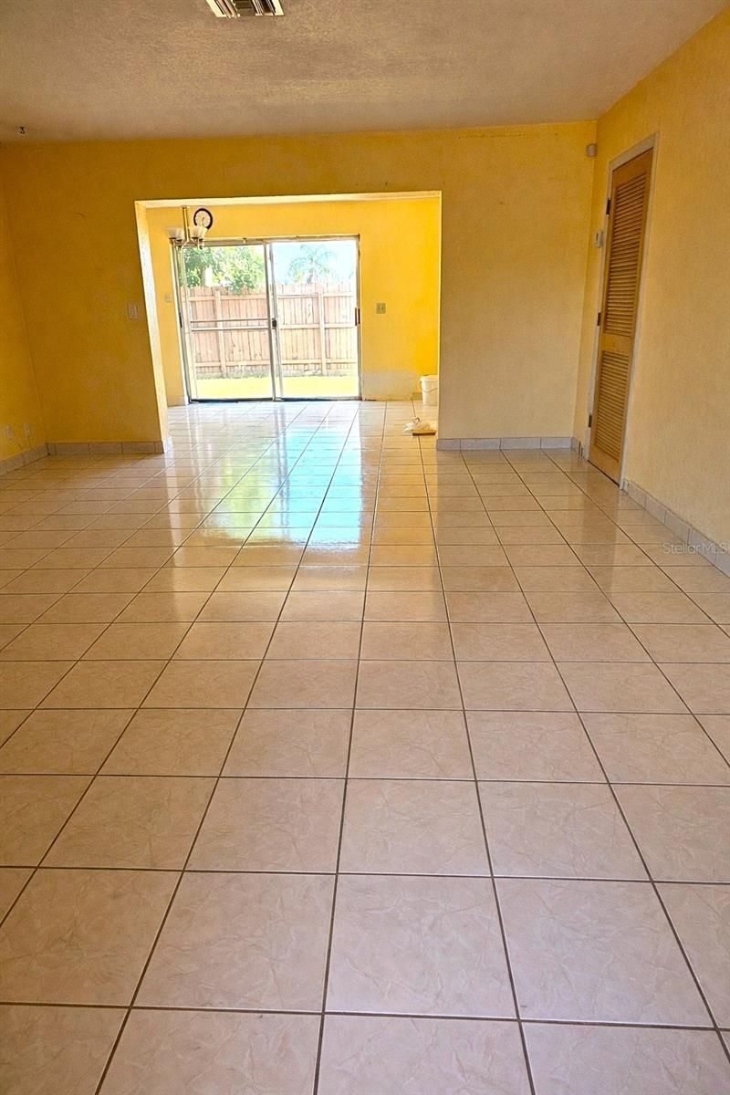 1561 NW 77th Way, Pembroke Pines, FL 33024 Photo