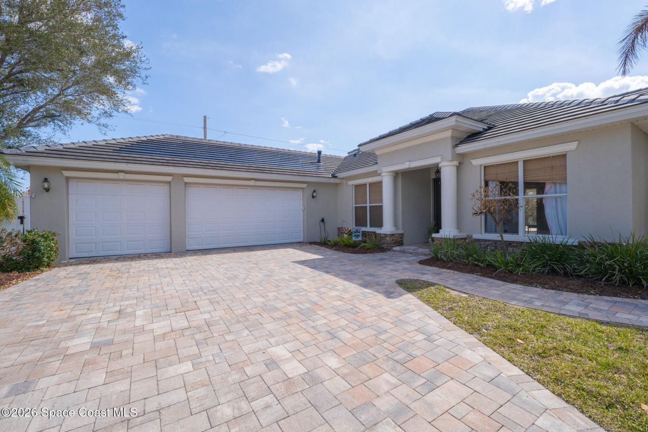 165 Island View Drive , Indian Harbor Beach, FL 32937 Photo