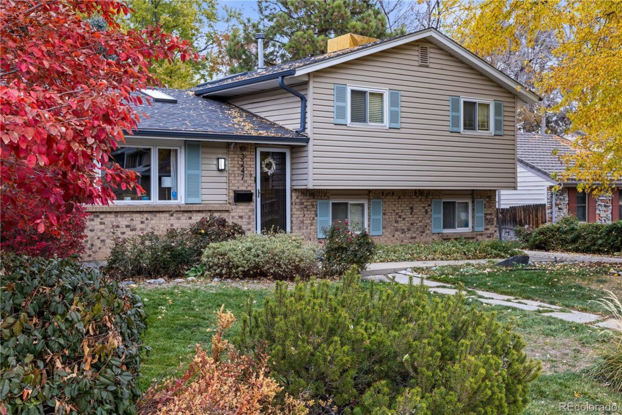 3247 S Oneida Way, Denver, CO 80224 Main Photo