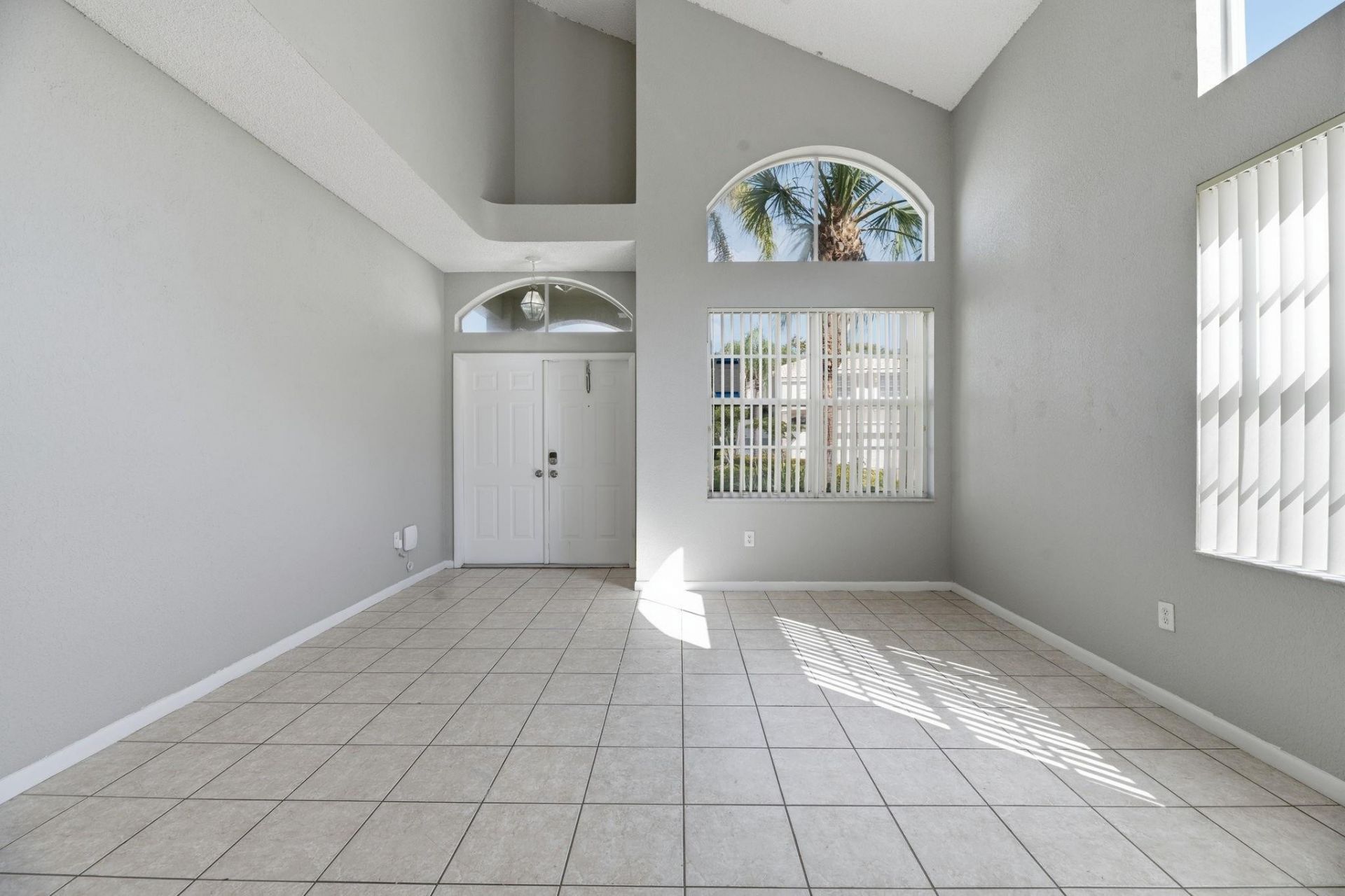 15860 NW 14th Road, Pembroke Pines, FL 33028 Photo