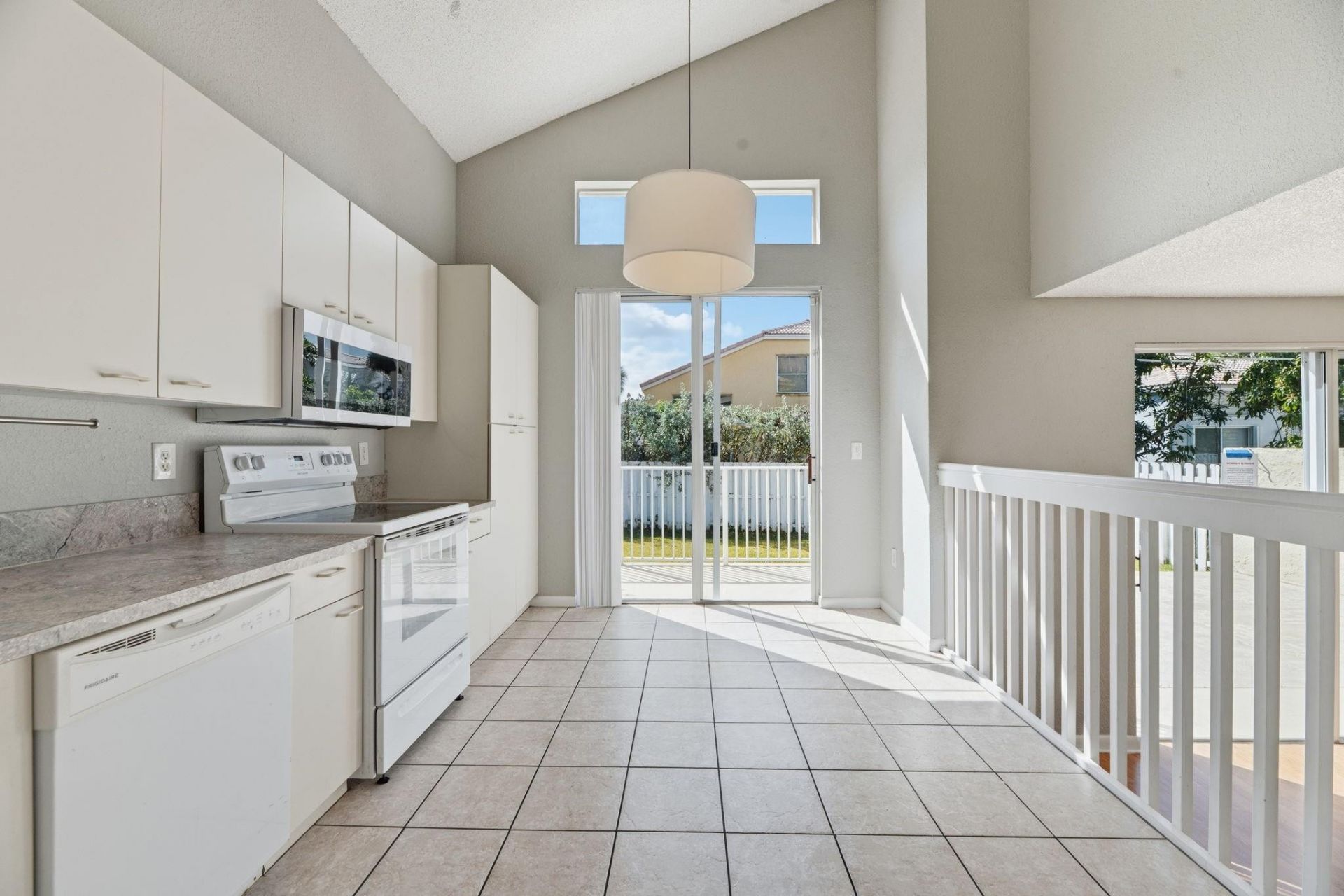 15860 NW 14th Road, Pembroke Pines, FL 33028 Photo