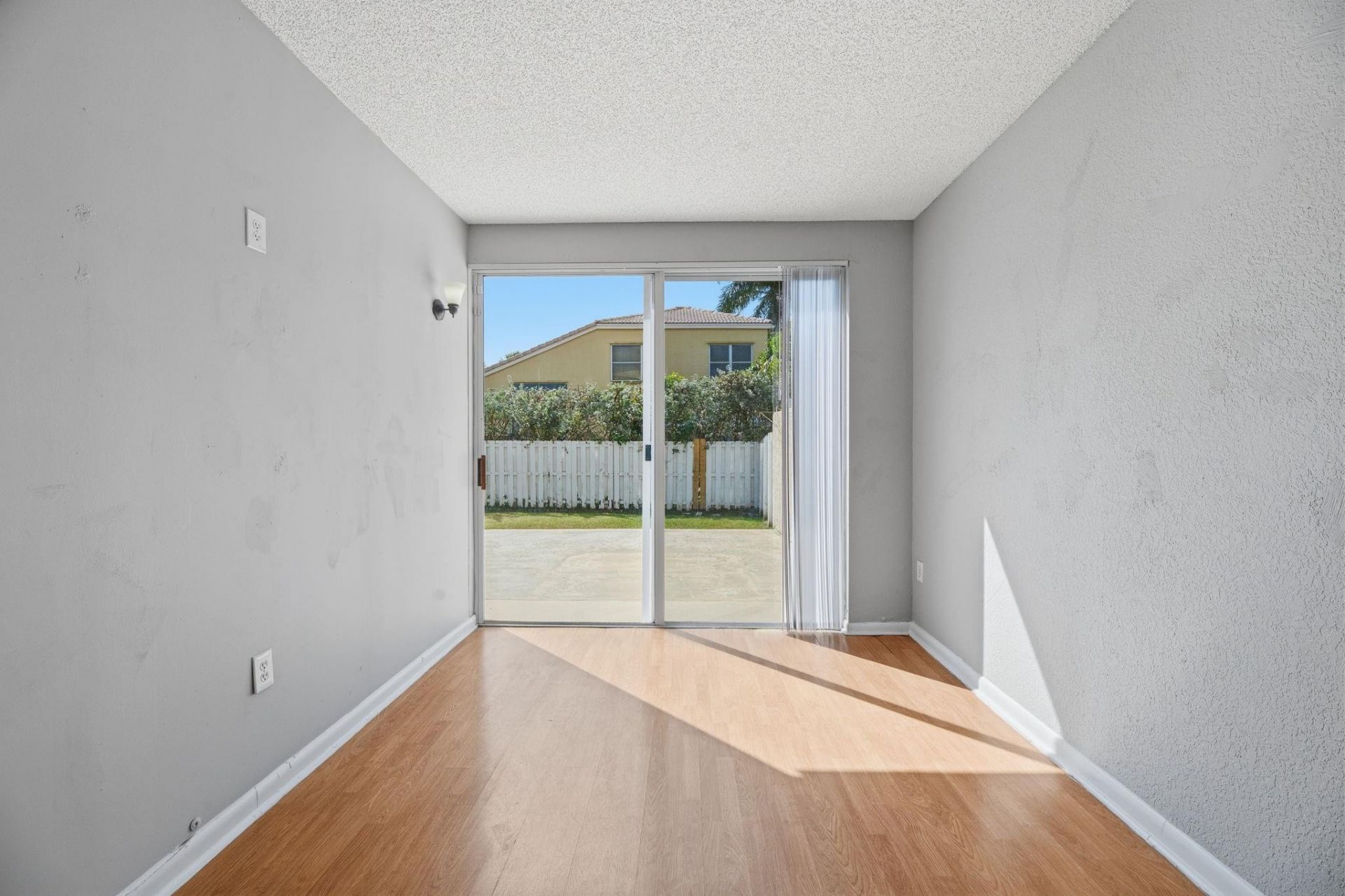 15860 NW 14th Road, Pembroke Pines, FL 33028 Photo