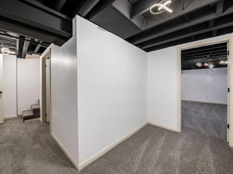 2350 Edenburgh Drive S, Columbus, OH 43219 Photo 32