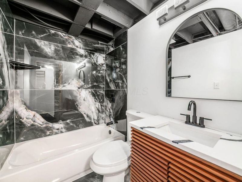 2350 Edenburgh Drive S, Columbus, OH 43219 Photo 35