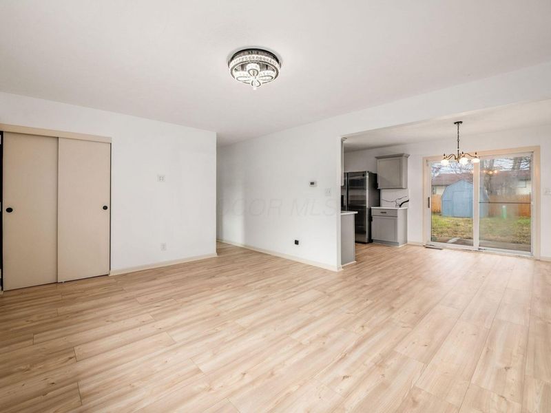 2350 Edenburgh Drive S, Columbus, OH 43219 Photo 7