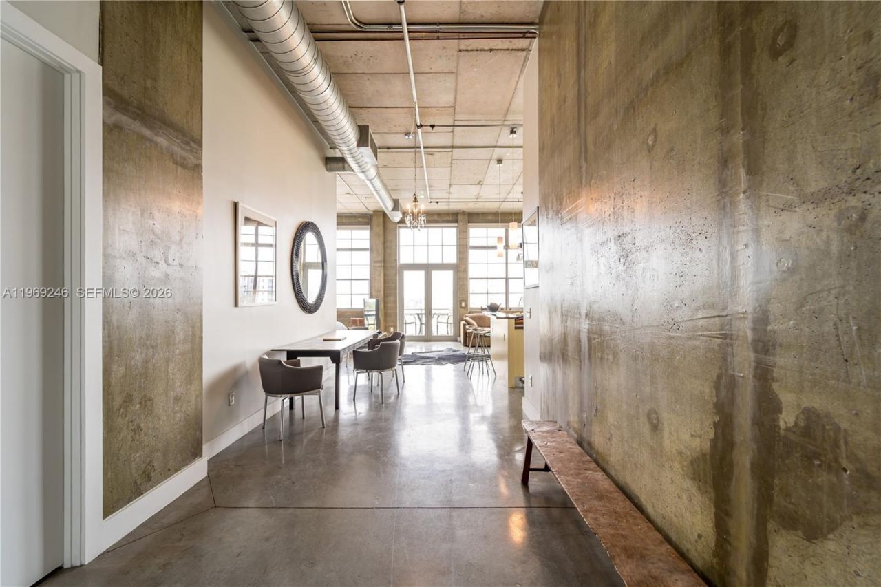 444 NW 1st Ave, Unit 405, Fort Lauderdale, FL 33301 Photo