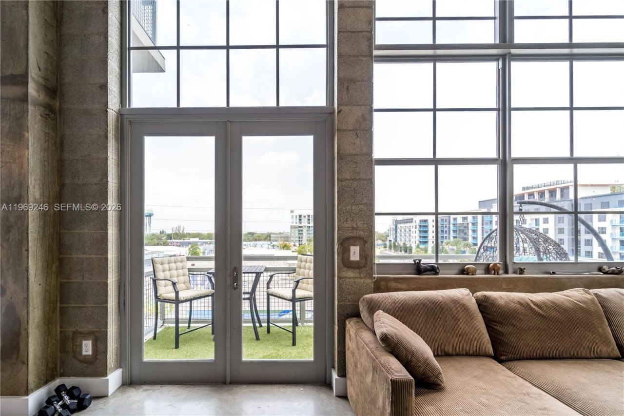 444 NW 1st Ave, Unit 405, Fort Lauderdale, FL 33301 Photo