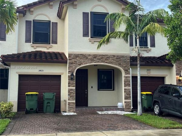 3405 SE 1st St, Homestead, FL 33033