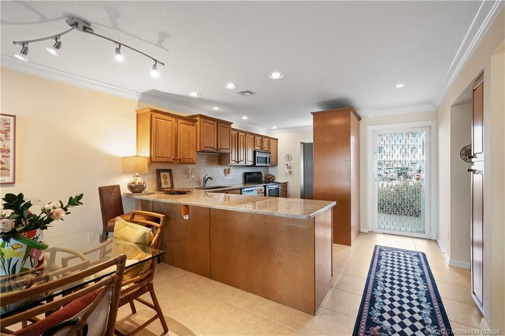 1868 SW Palm City Road, Unit 102, Stuart, FL 34994 Photo