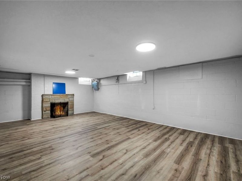 1531 Burlington Road, Cleveland, OH 44118 Photo 38