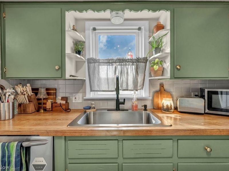 260 Prairie Drive, Akron, OH 44312 Photo 16