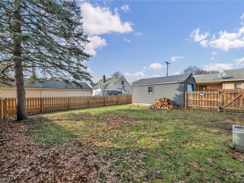 260 Prairie Drive, Akron, OH 44312 Photo 46