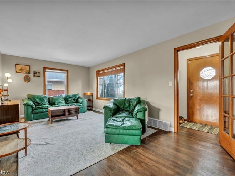 260 Prairie Drive, Akron, OH 44312 Photo 7