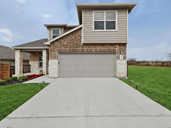 1912 Grey Wagtail, New Braunfels, TX 78130