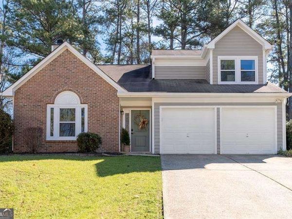 10445 Summer Creek Drive, Alpharetta, GA 30022