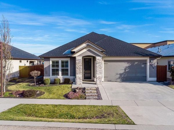 9736 W Wildbranch Drive, Star, ID 83669