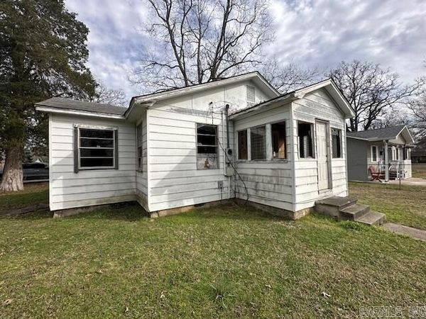 405 E 7Th St, Lonoke, AR 72086