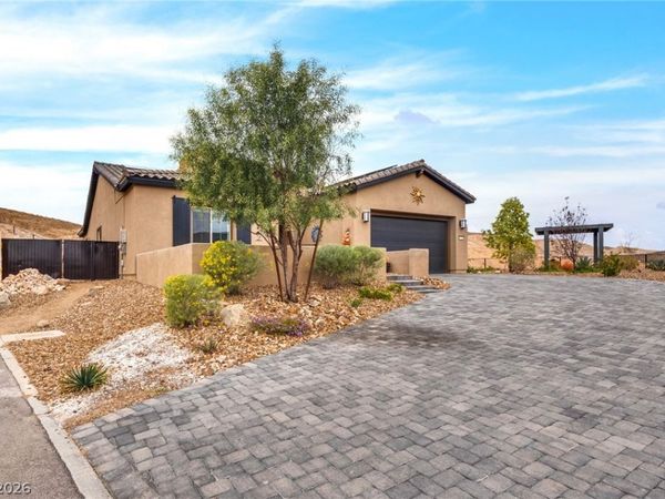 174 Crimson Cactus Avenue, Henderson, NV 89011