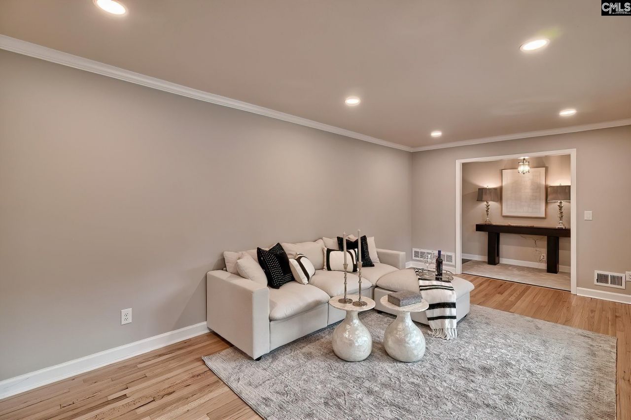 671 Ramblin Road  Photo 9