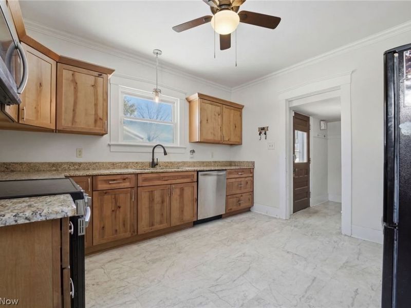 4016 State Road, Ashtabula, OH 44004 Photo 10