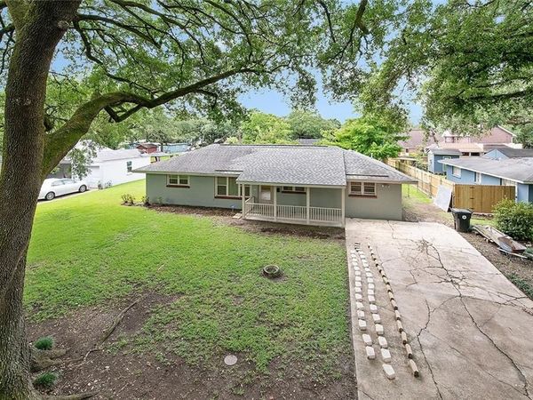 203 CAMBRIDGE Court, New Orleans, LA 70131