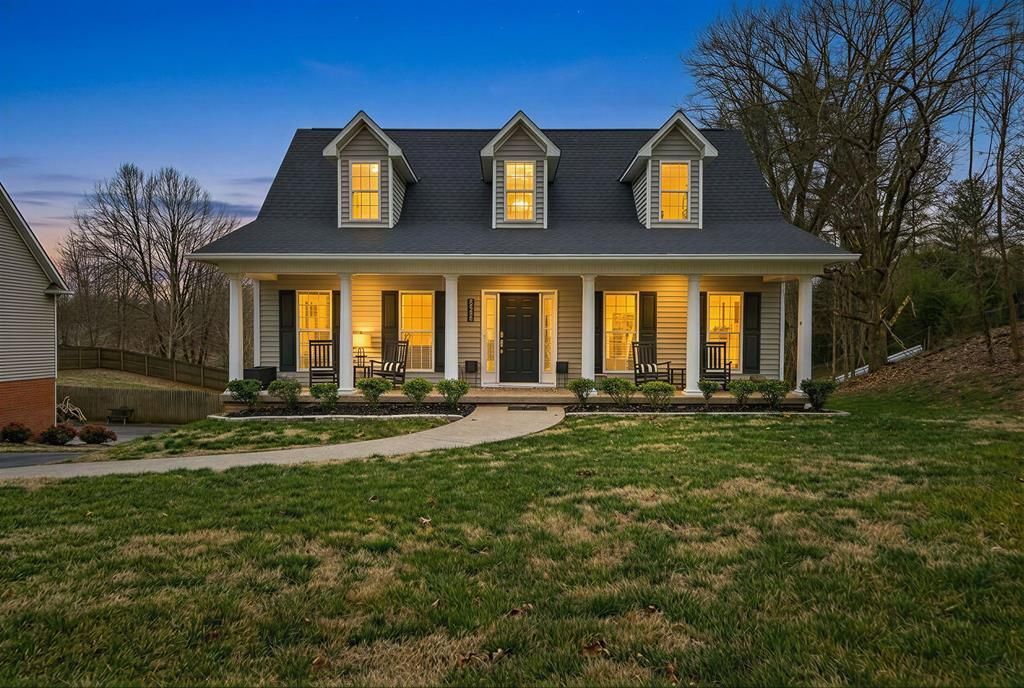 1045 6th Street, Cookeville, TN 38501 Main Photo