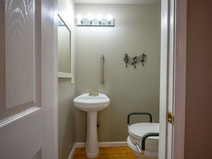 Property Image 36