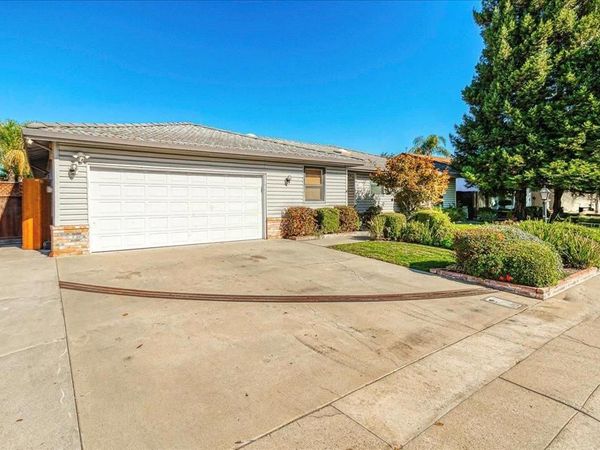 2425 Becker Court, Modesto, CA 95358