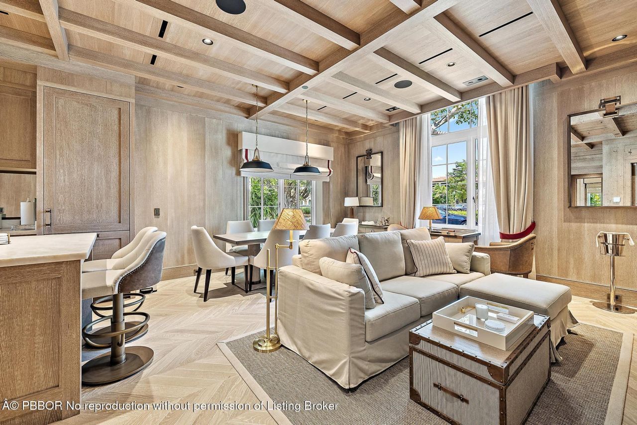 236 Phipps Plaza, Unit 101, Palm Beach, FL 33480 Photo