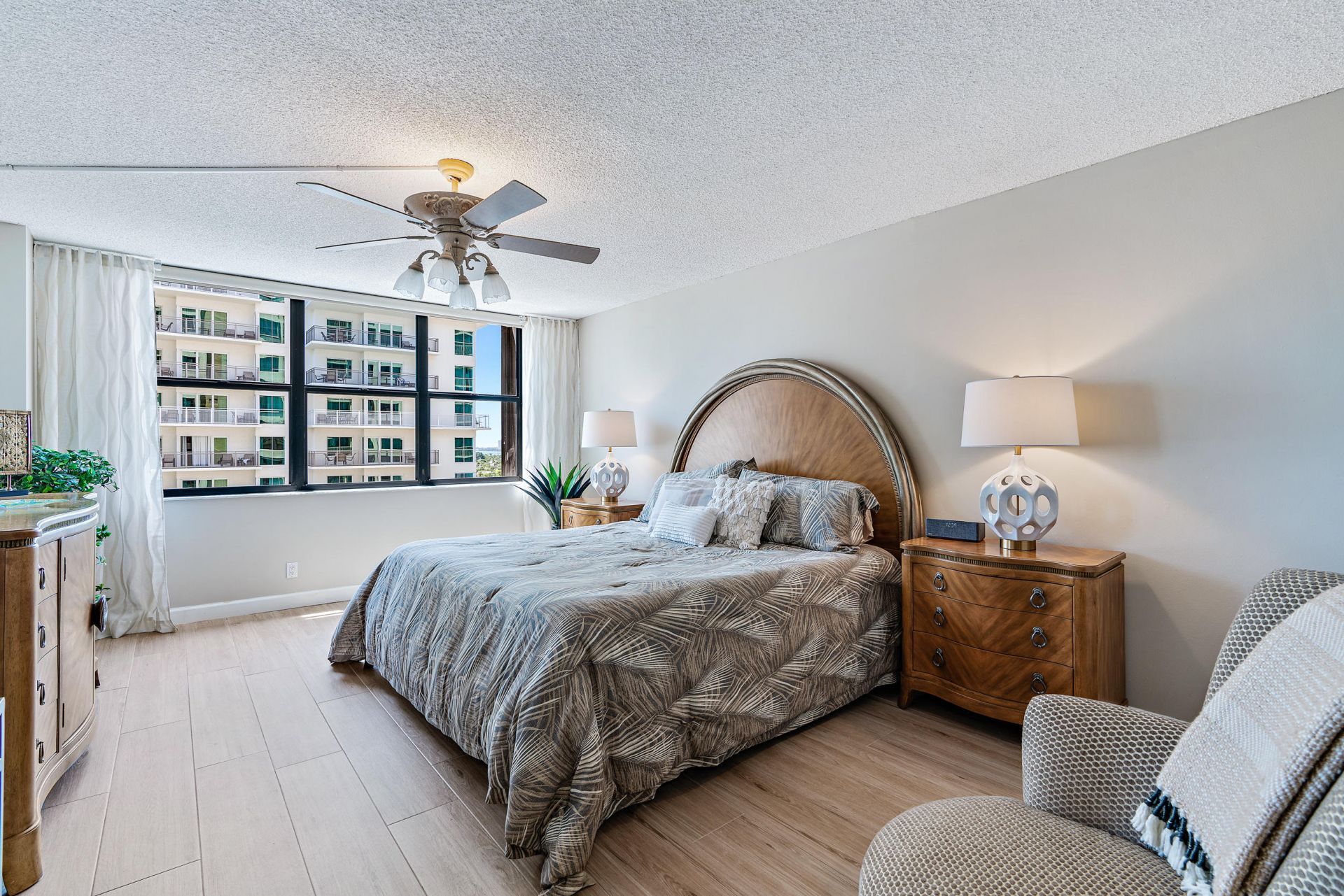 3400 N Ocean Drive, Unit 1004, Singer Island, FL 33404 Photo