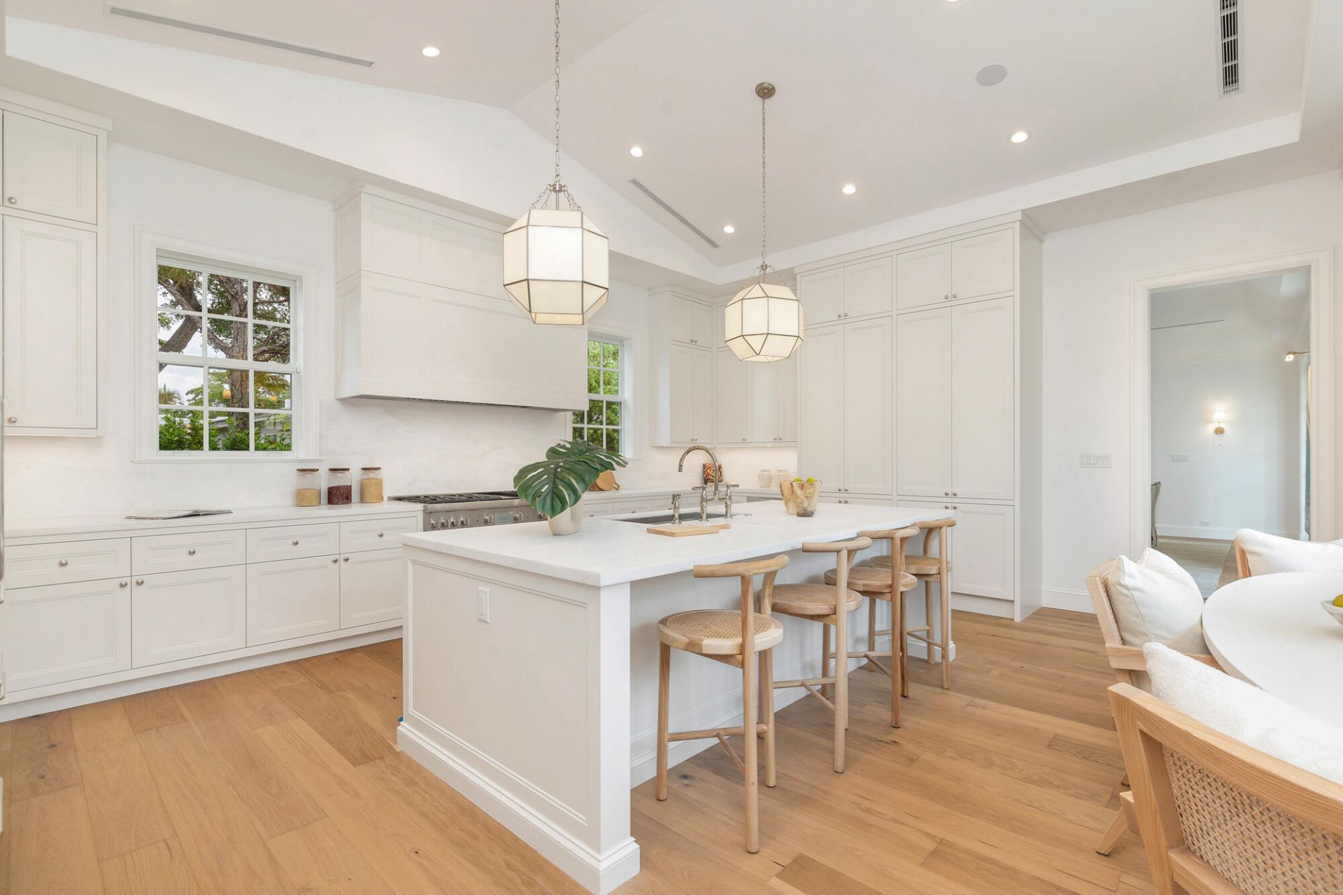 225 Seville Road, West Palm Beach, FL 33405 Photo