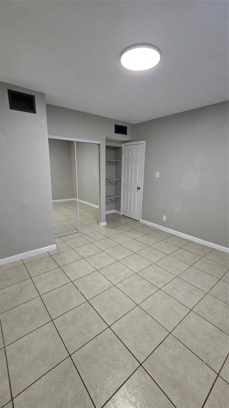 360 NW 8th Street, Unit 8, Pompano Beach, FL 33060 Photo